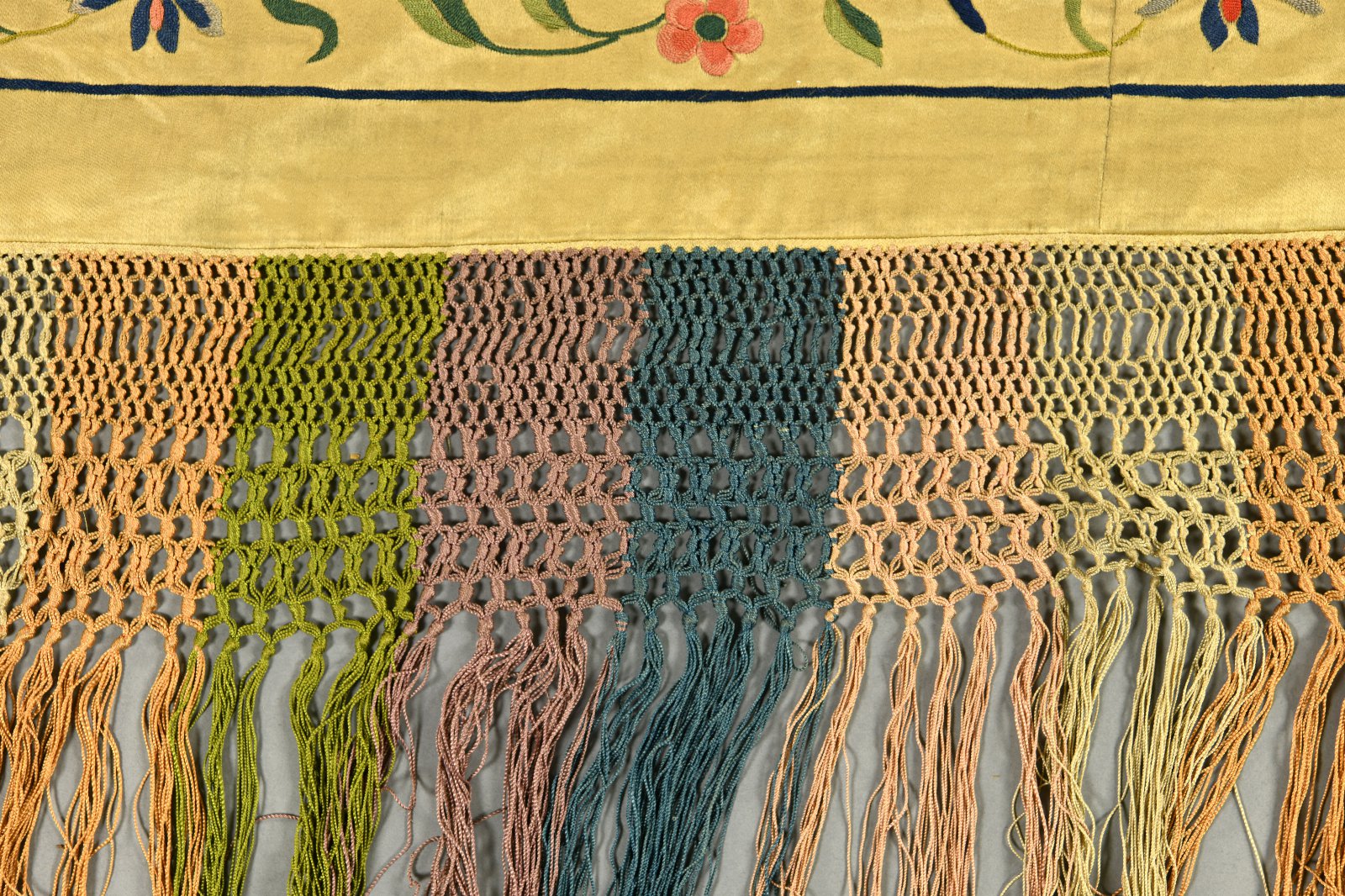 589454