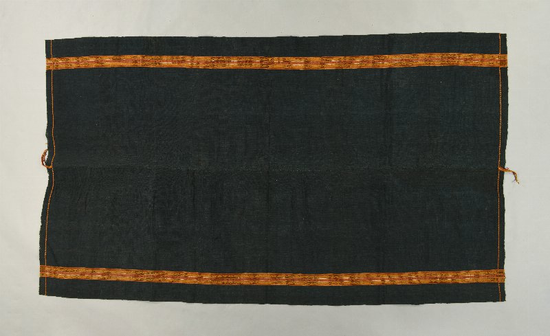 590925