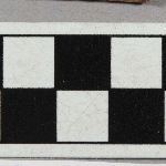 594743