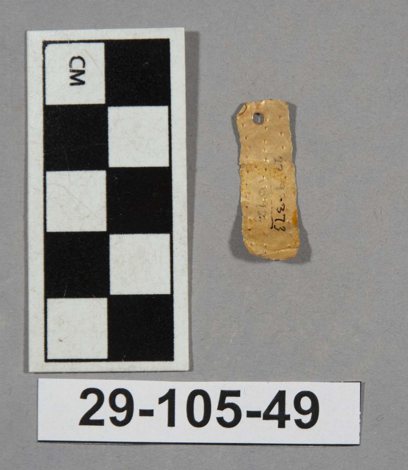 594745