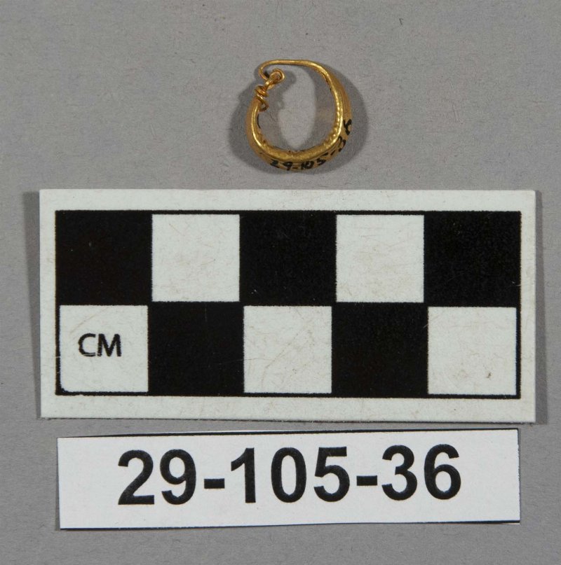 594818