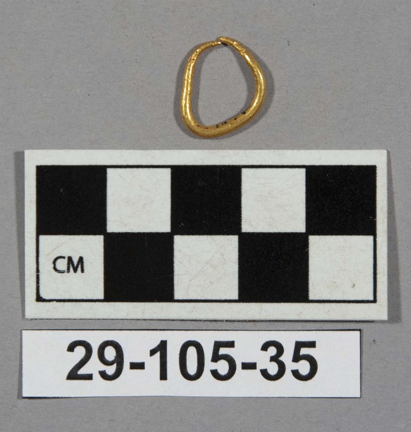 594821