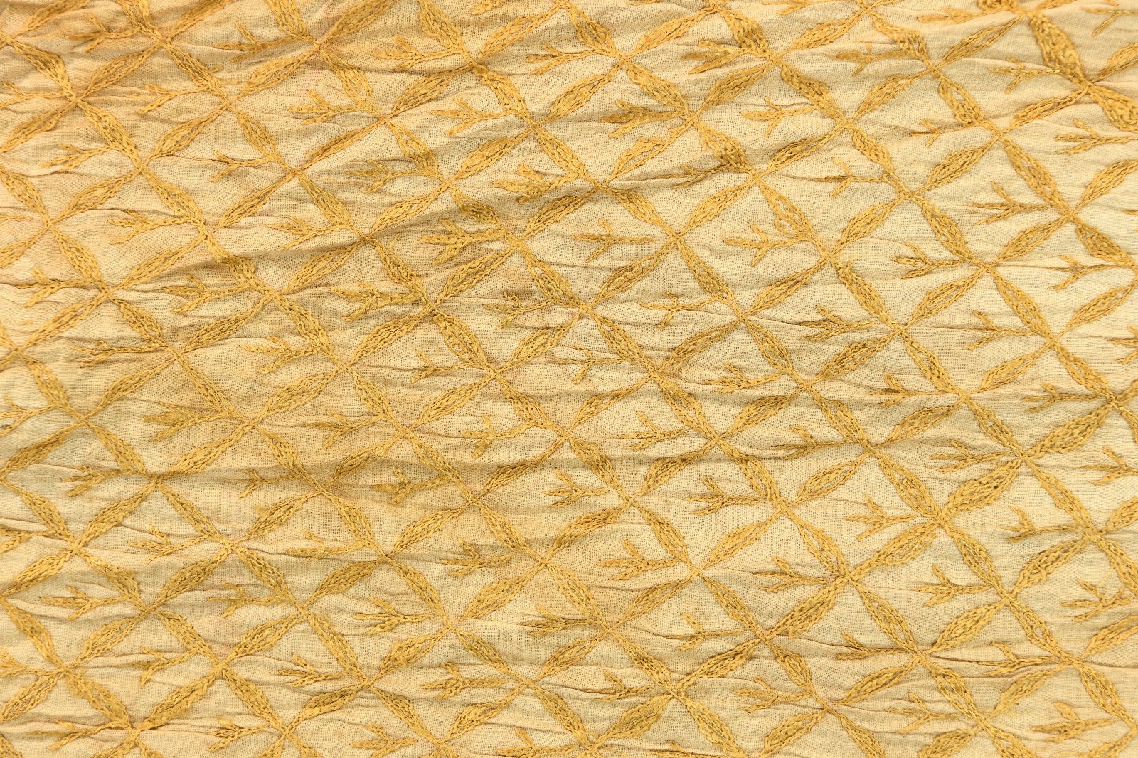 595425