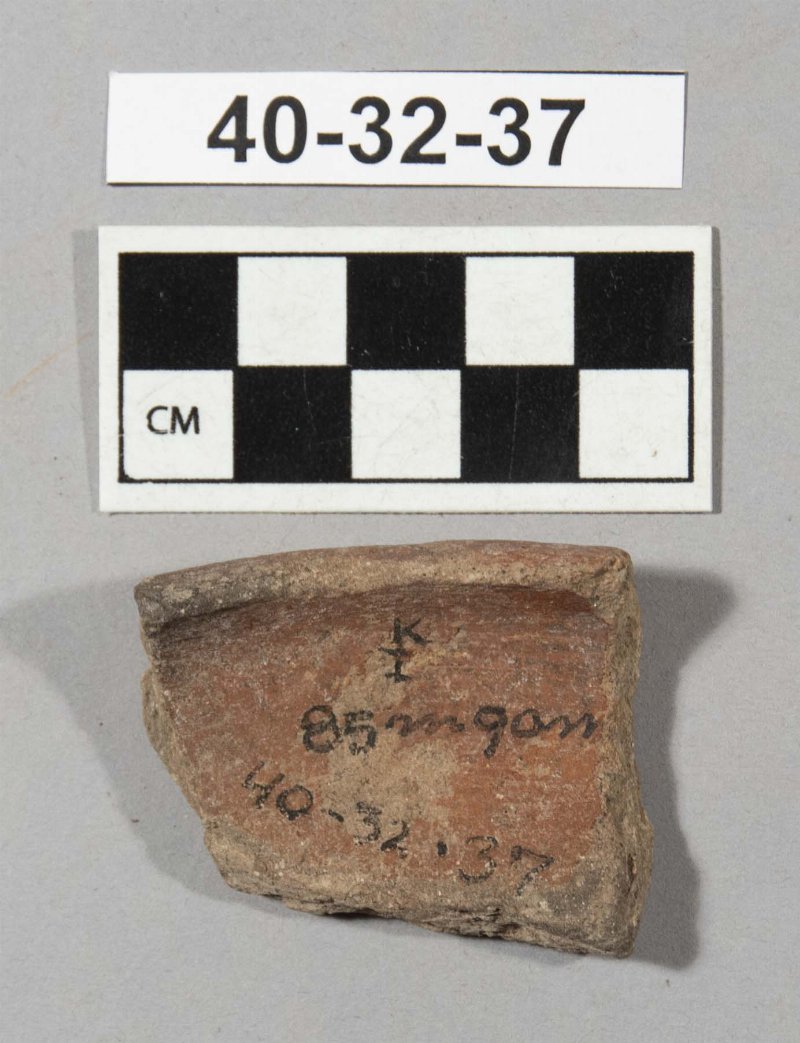 595761