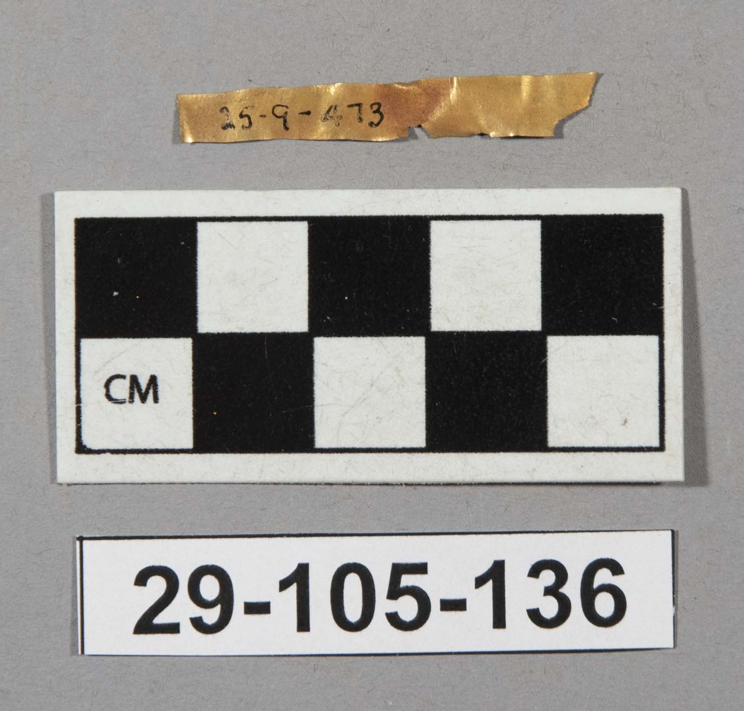 596598