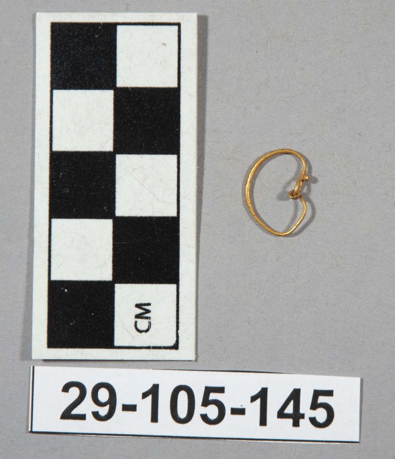 596610