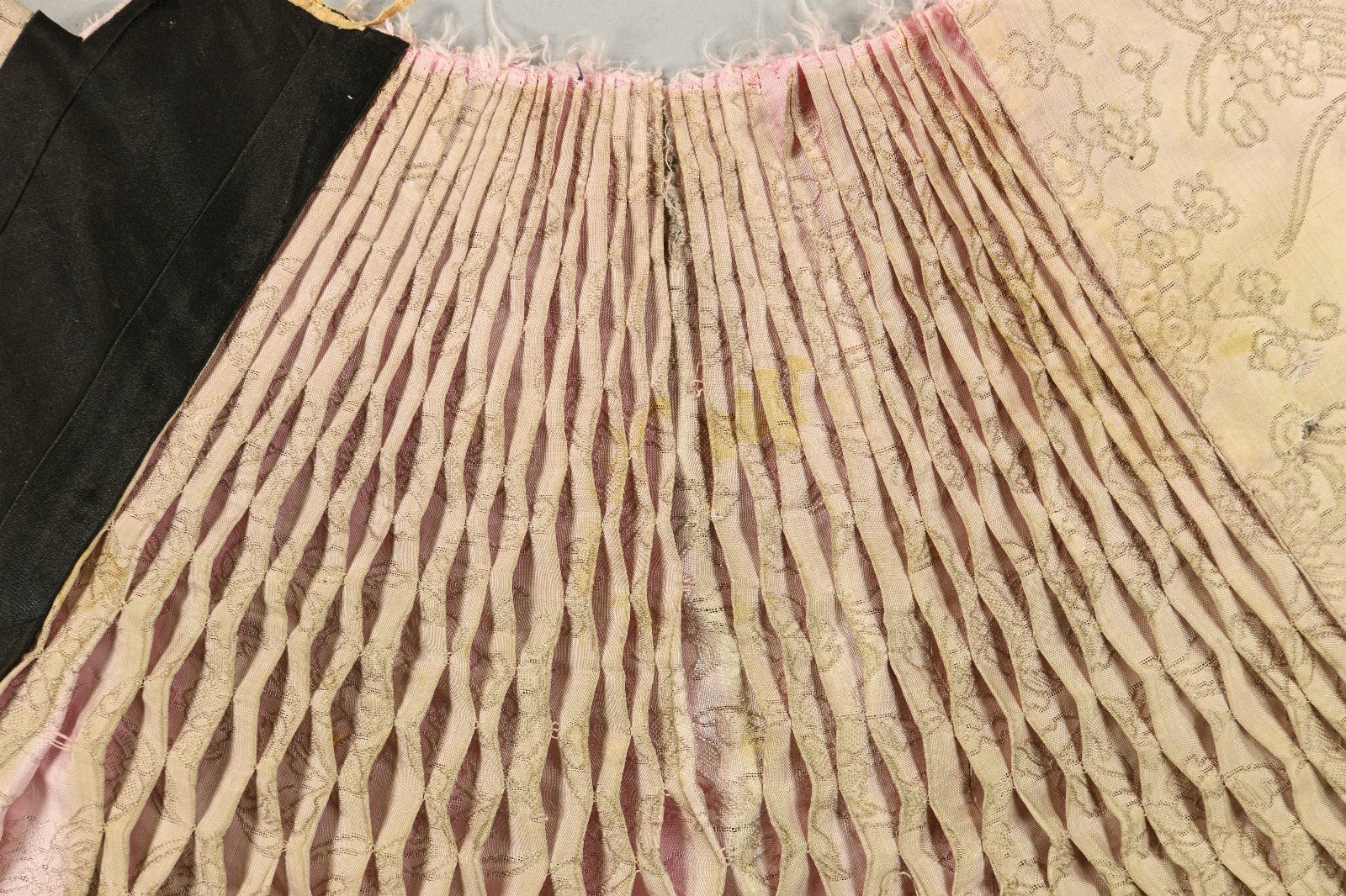 598518