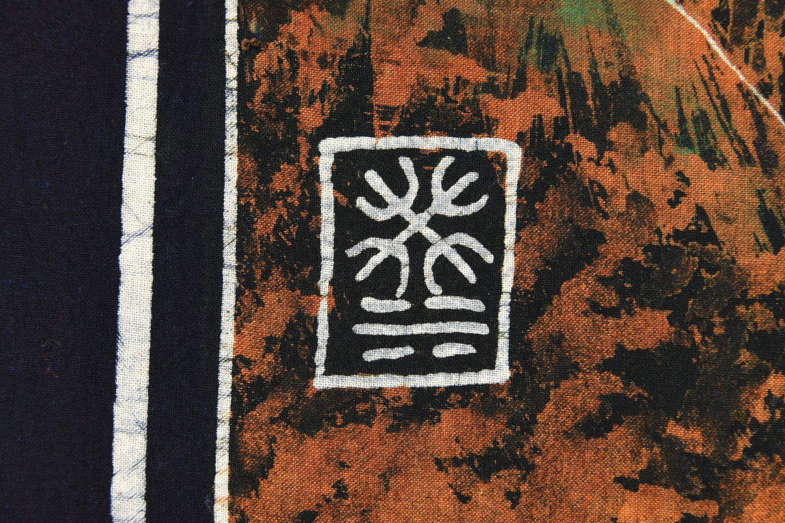 598830