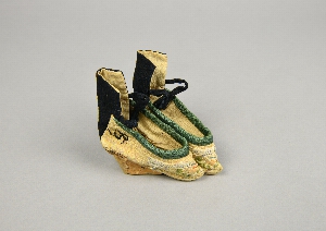 7627B