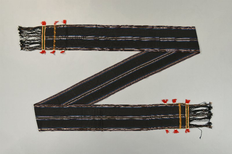 605402