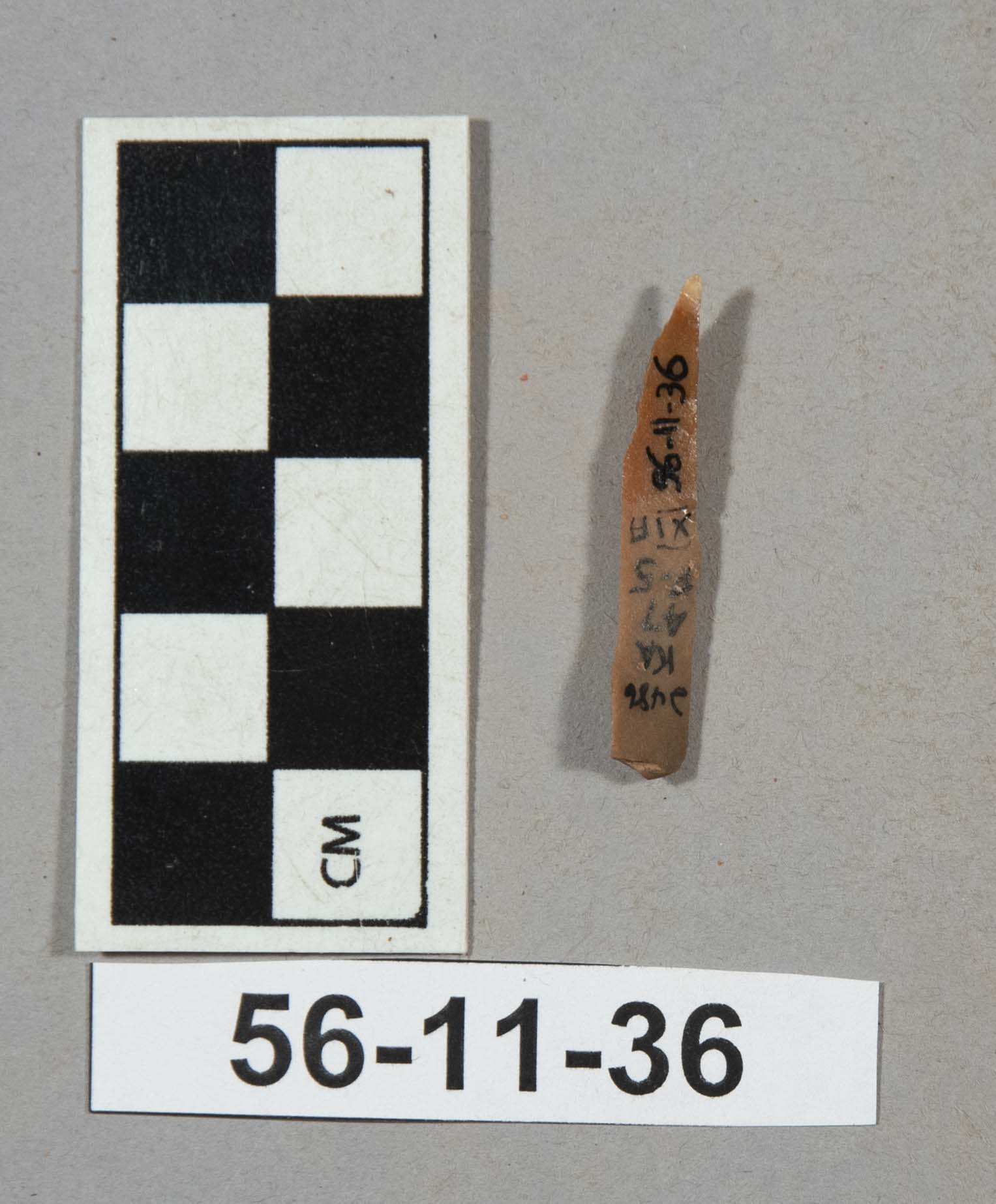 605647