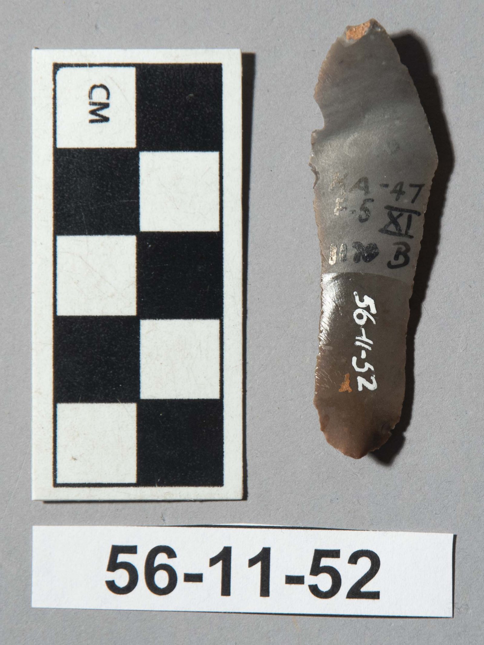 605709