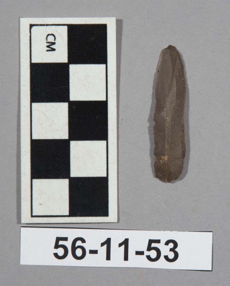 605712