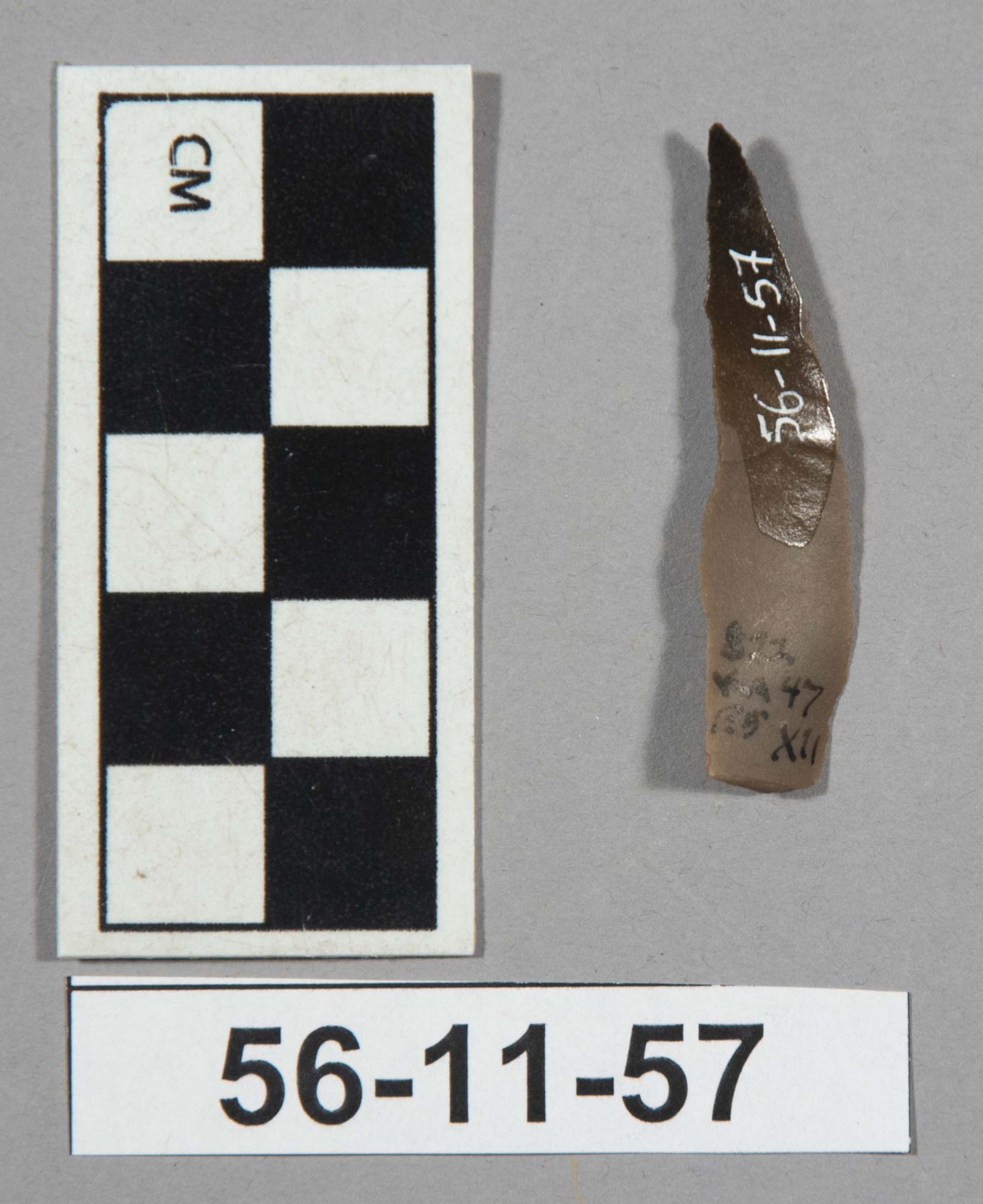 605731
