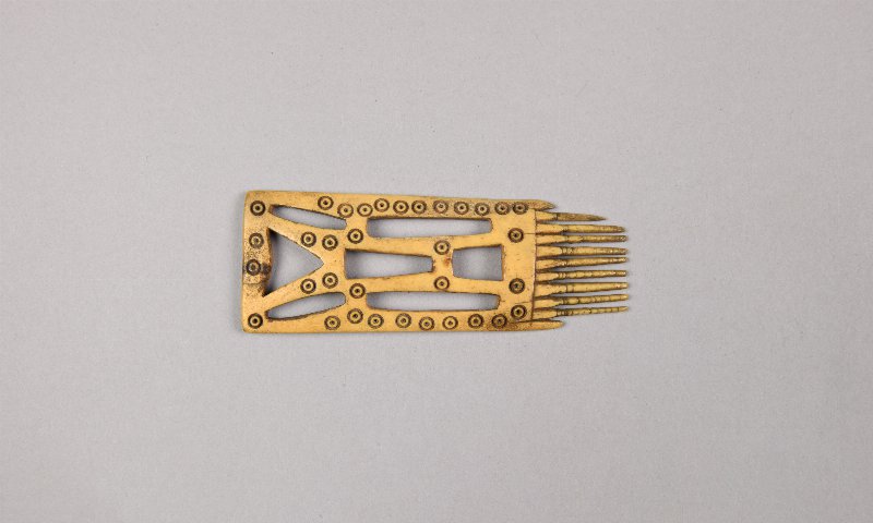 607459