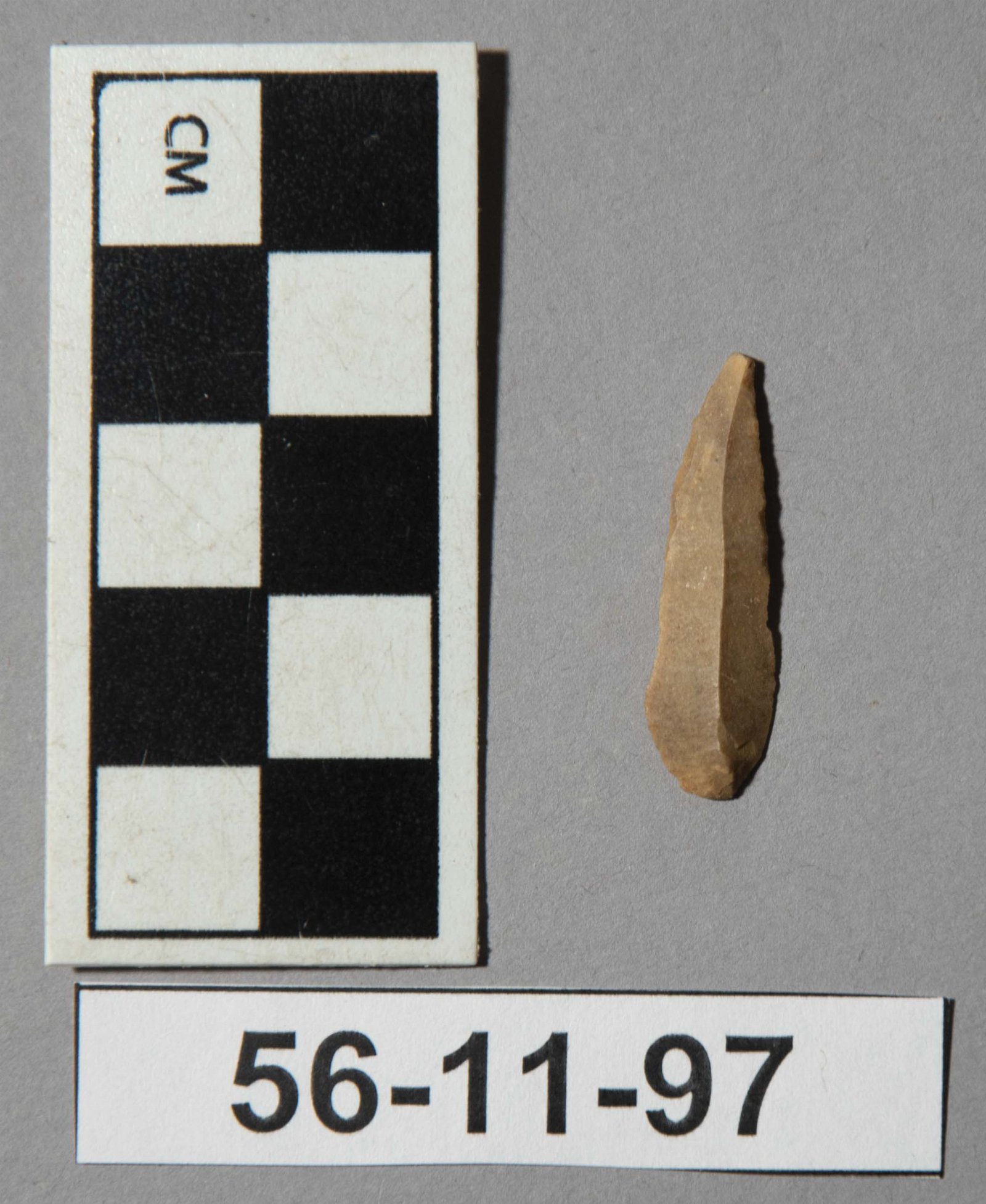 608471