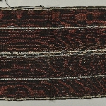 608526