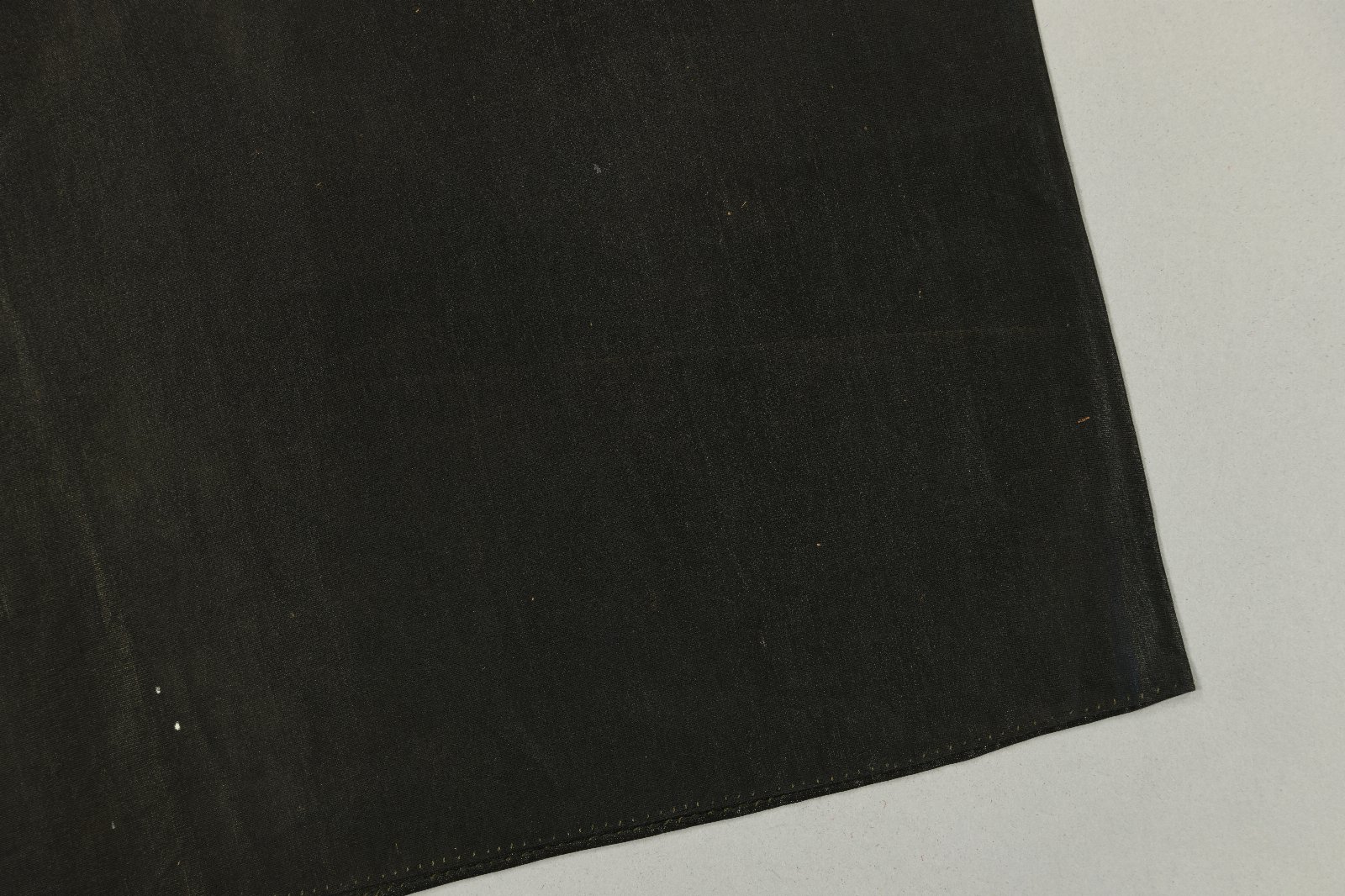 608901