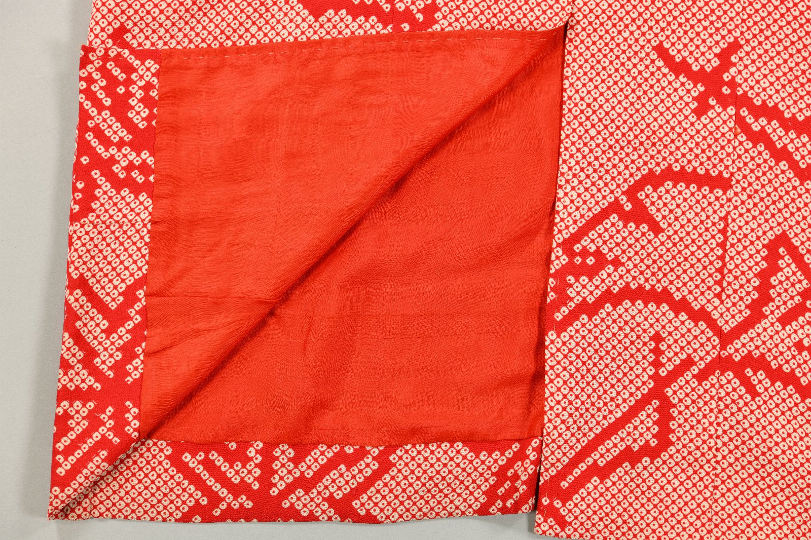 610953