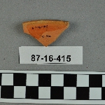 613981