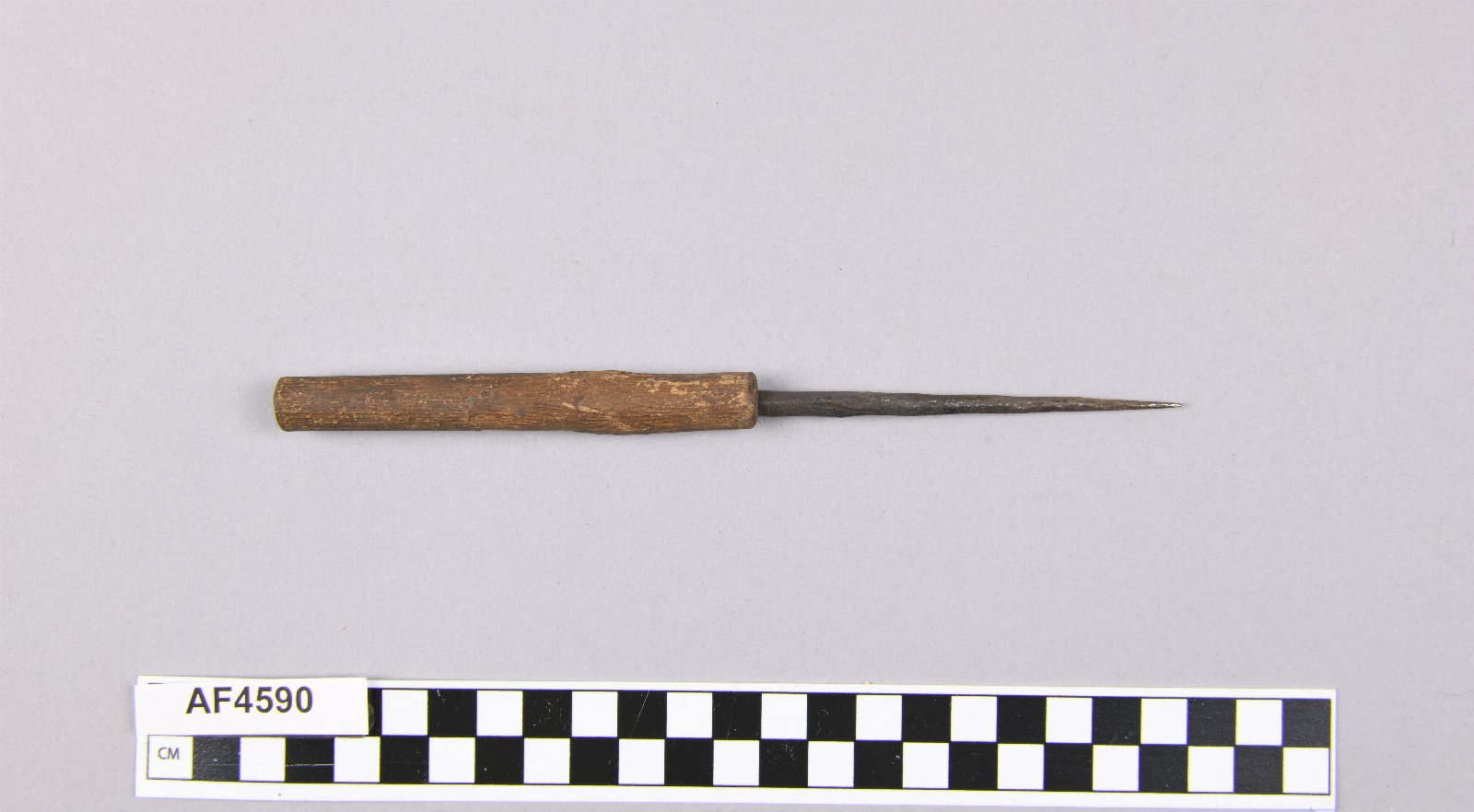 615600