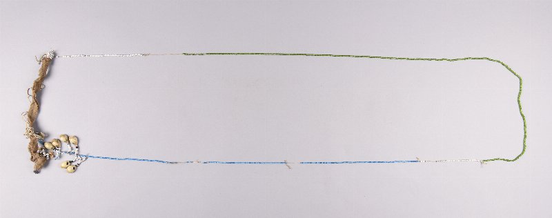 617491