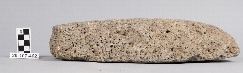 618567