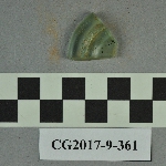 623557
