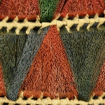 628163