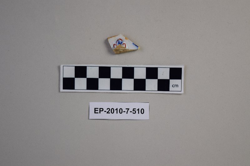 632334
