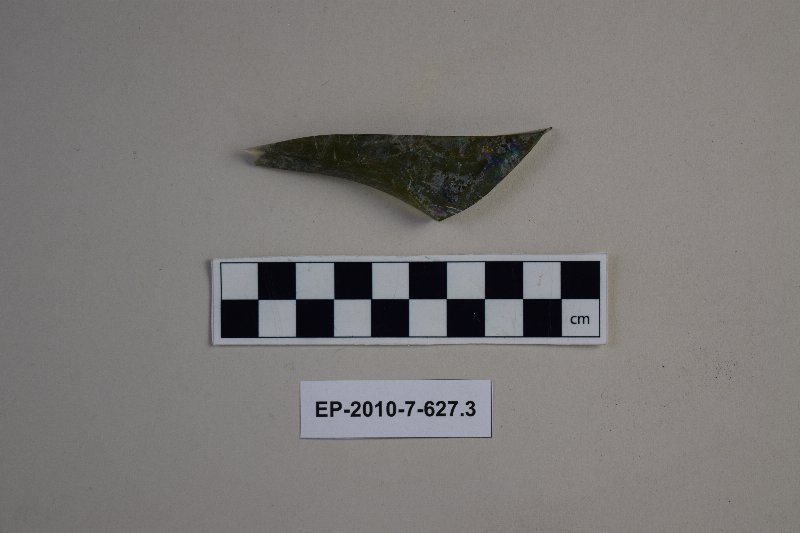 632585