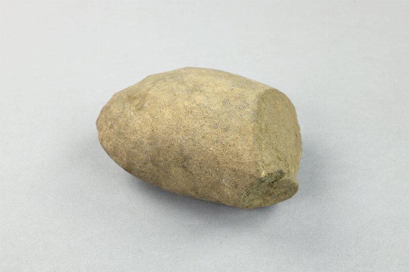 634677