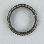 636391