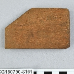 636857
