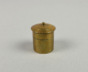 P964