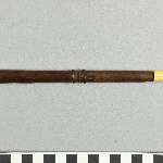 640745