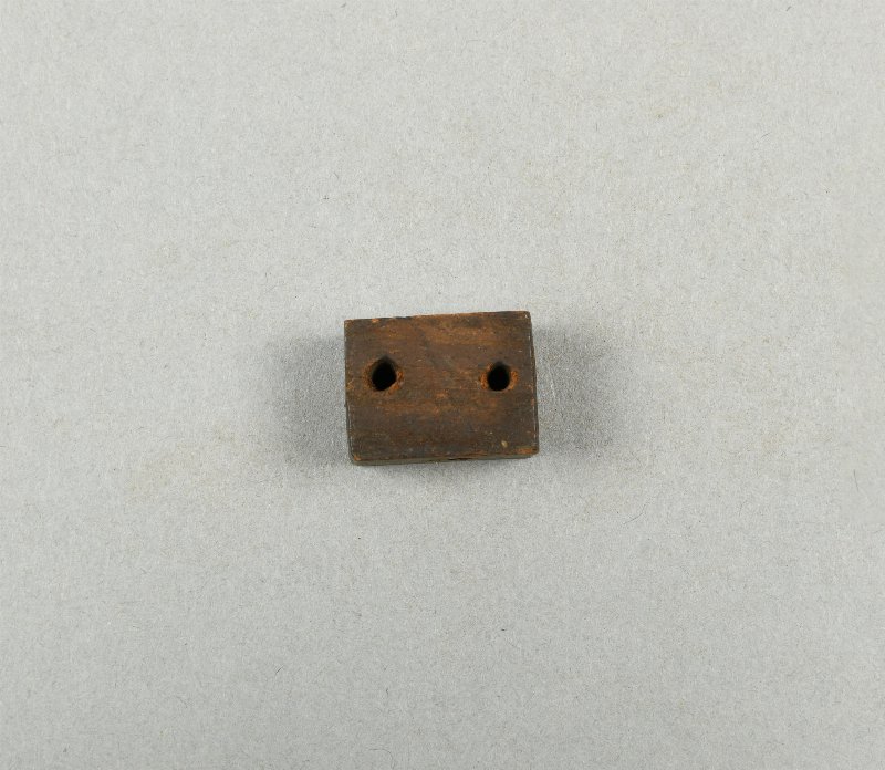 642384