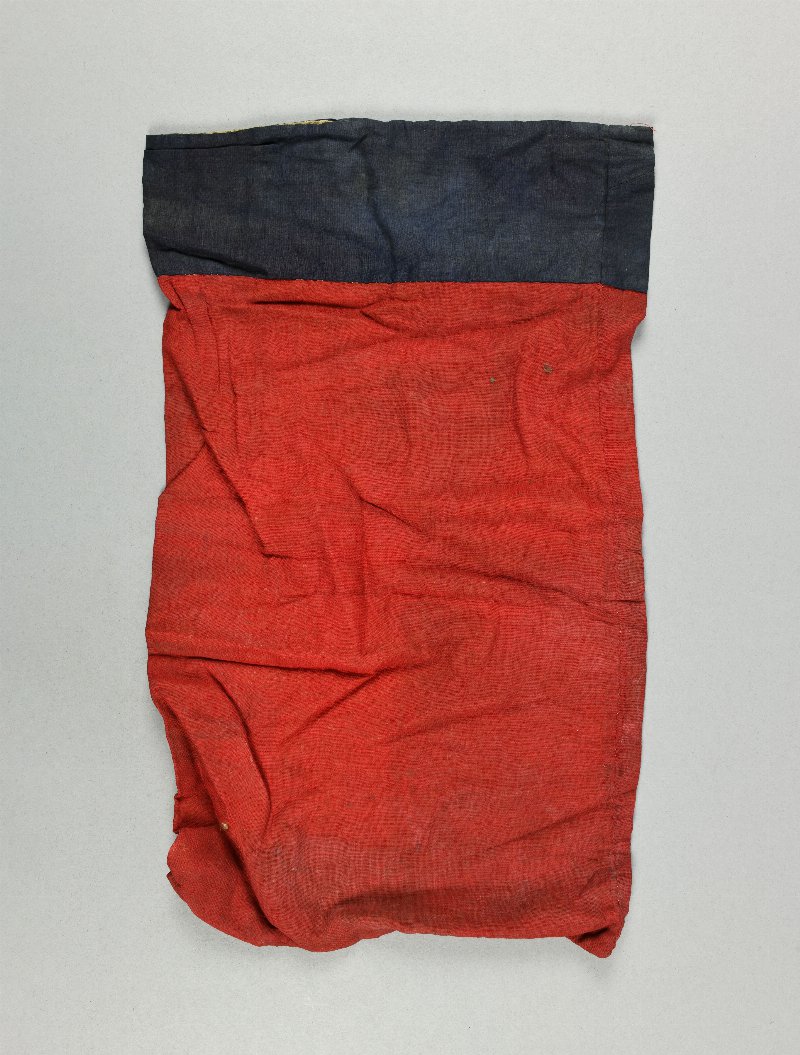 643359