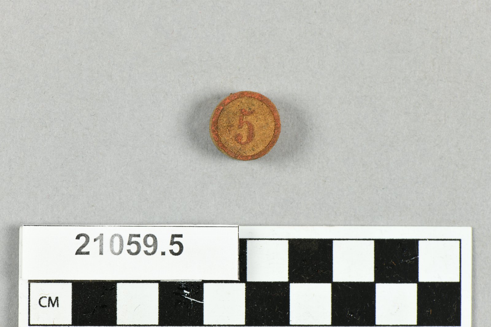 643498