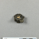 643584