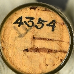 643758