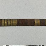 645808