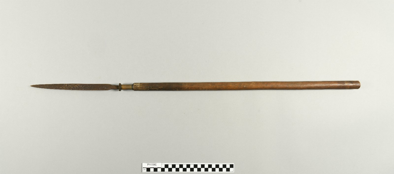 646587