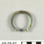 649305