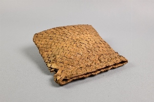 P1374B