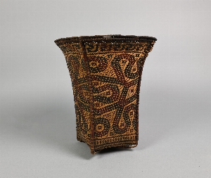 P658B