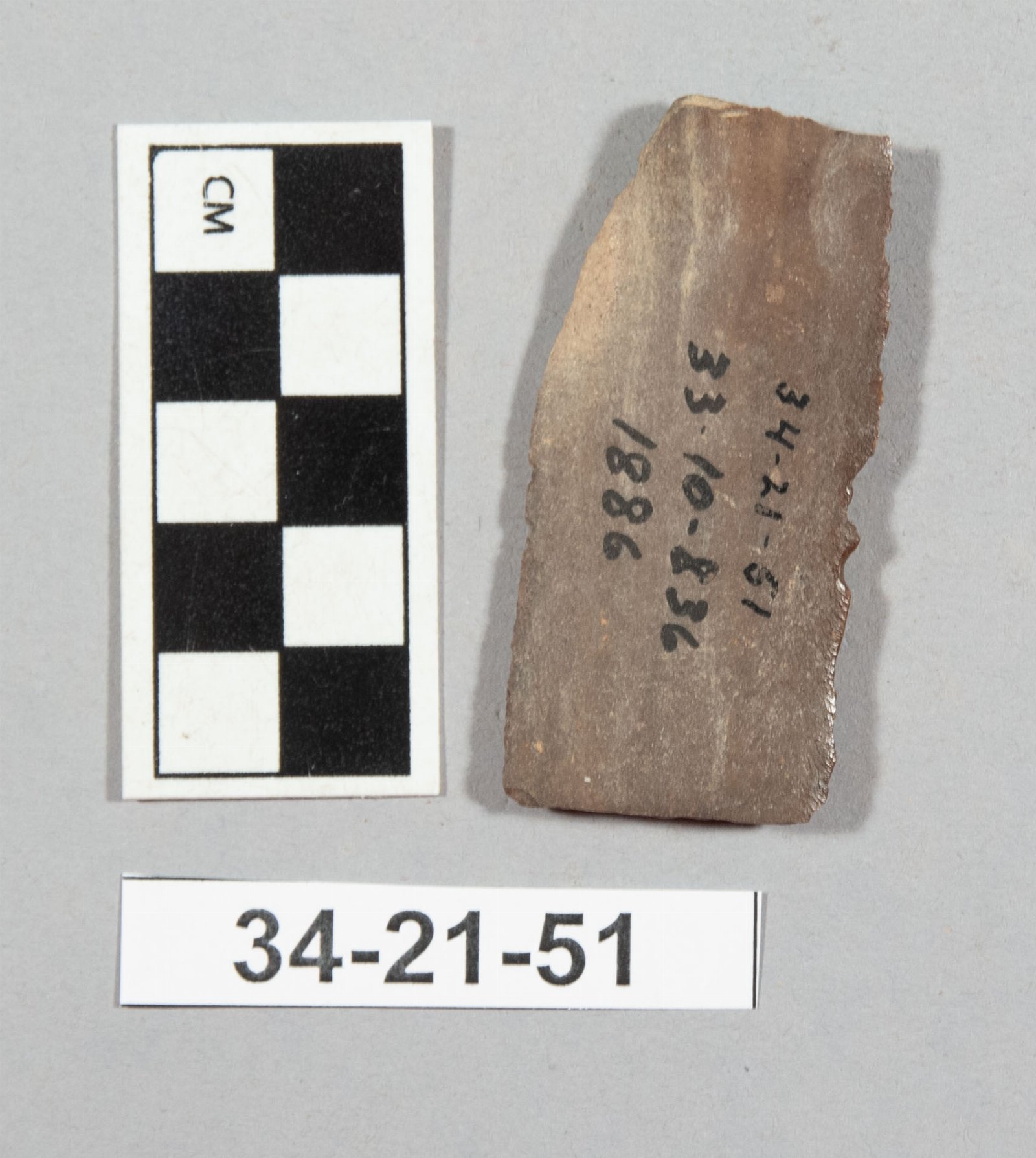 654972