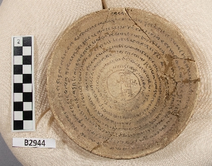 B2944