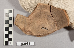 B2982