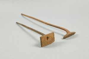A438B